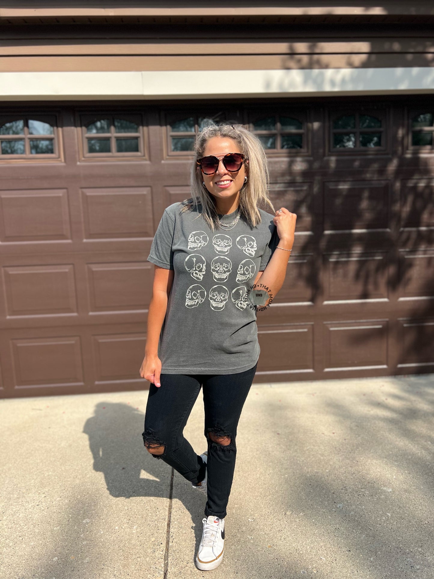All smiles graphic T
