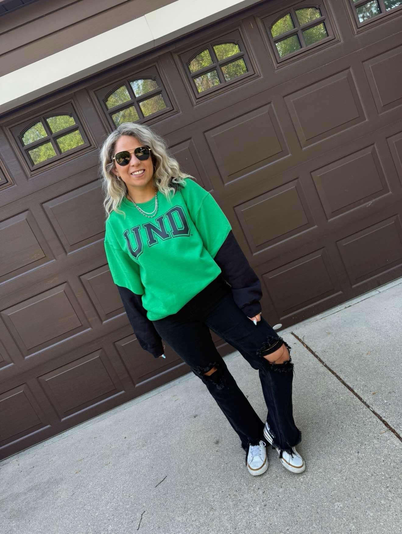UND color block Crewneck